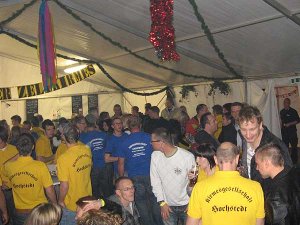 Gut besuchte Disco
