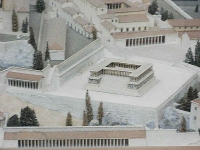 Modell des Pergamonaltars
