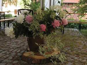 Blumenkübel