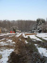 Baustraße in Richtung Osten