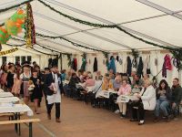 Seniorenkirmes im Kirmeszelt