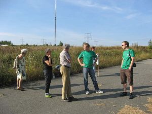 Treffen auf Höhe Sportplatz