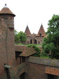 Burganlage vor dem Hochschloss