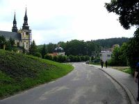 Weg zur Barockkirche