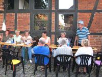 111. Sitzung im Schatten