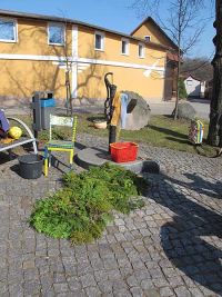 Bau der Osterkrone 2014