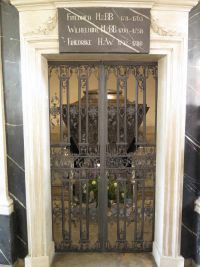 Bayreuth - Sarg des Markgrafen Friedrich